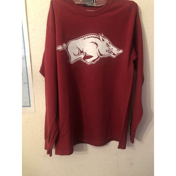 MV Sports Shirt Mens Medium Red Arkansas Razorbacks Long Sleeve - Picture 2 of 5